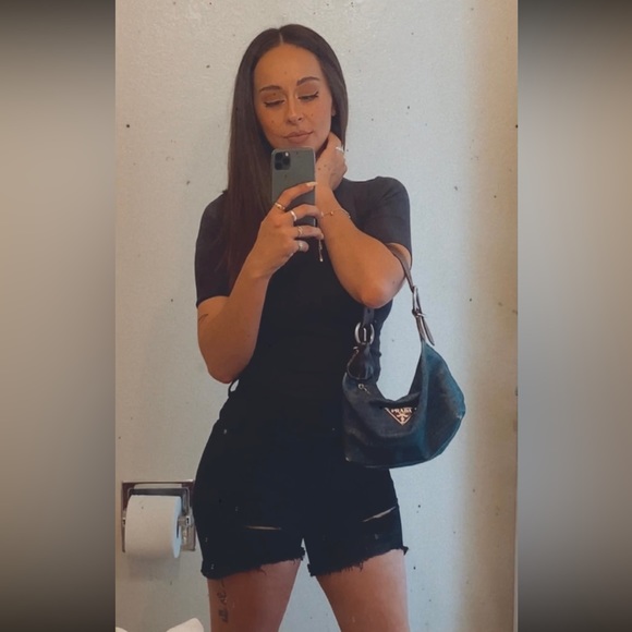 Hola — - Picture 3 of 4